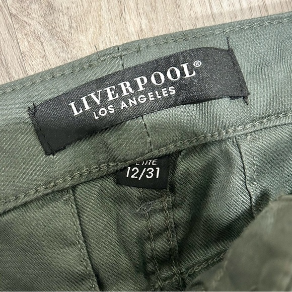 NWT Liverpool Olive Green Cargo Mini Skirt Belted Stretch Linen Size 12 Petite - Picture 3 of 10